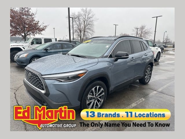 2025 Toyota Corolla Cross XLE AWD