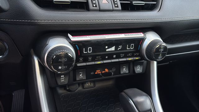 Used 2024 Black Toyota XLE Premium image 33