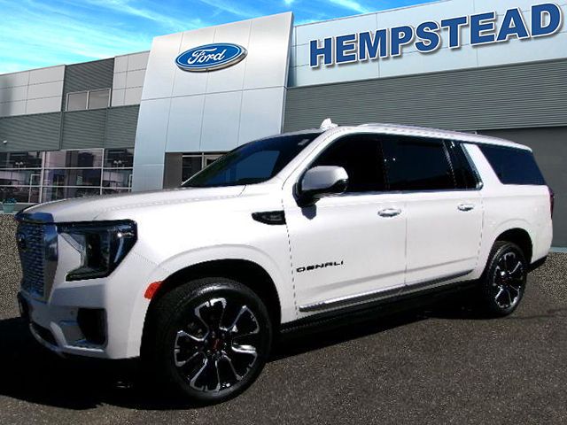 used 2023 GMC Yukon XL car, priced at $67,996