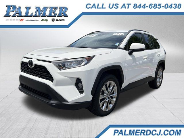 Super White 2019 Toyota RAV4 SUV / Crossover Front-Wheel Drive 8-Speed Automatic