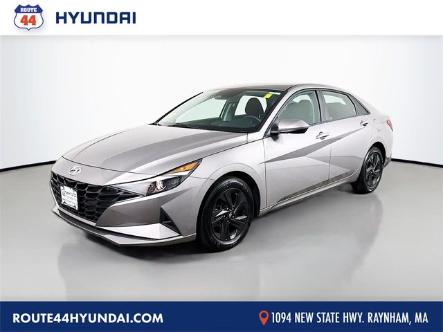 2023 Hyundai Elantra SEL FWD