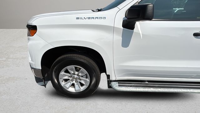 Used 2025 White Chevrolet WT image 33