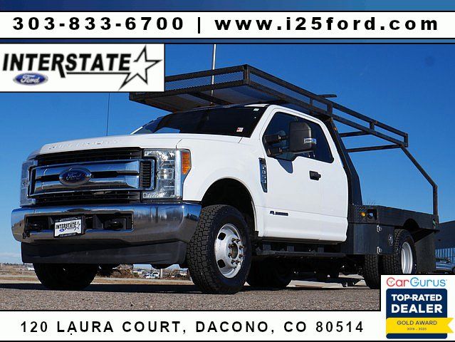 2017 Ford F-350 Super Duty Chassis XLT SuperCab DRW 4WD