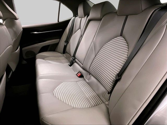 2021 Toyota Camry SE Silver at Sutliff Volkswagen