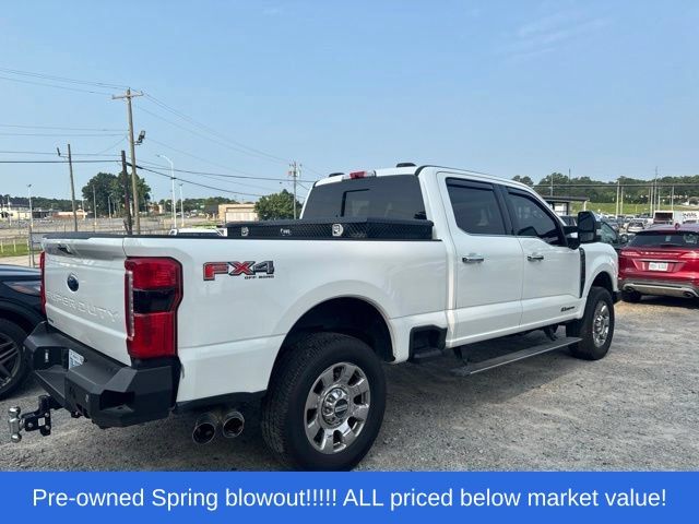 Used 2024 White Metallic Ford Lariat image 7