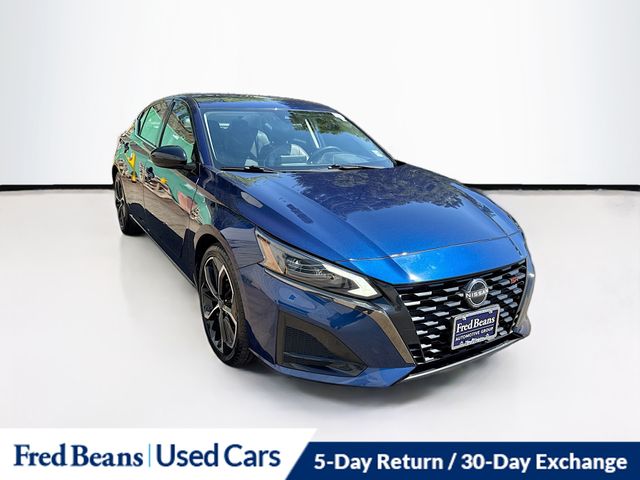 Deep Blue Pearl 2023 Nissan Altima Sedan Front-Wheel Drive Continuously Variable Transmission