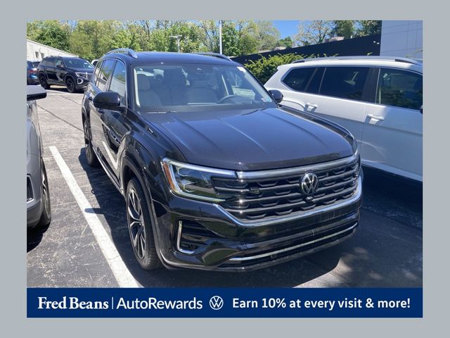 Pearl 2026 Volkswagen Atlas SEL Premium R-Line 4Motion SUV / Crossover All-Wheel Drive 8-Speed Automatic
