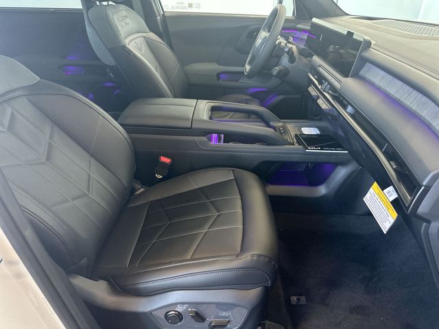 New 2027 White Kia X-Line SX Prestige image 29