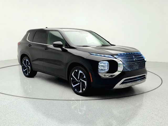Used 2024 Mitsubishi Outlander SUV