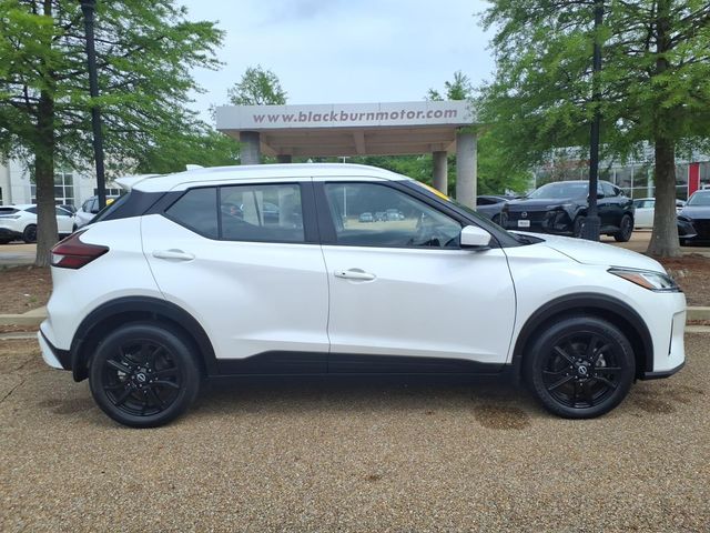 2023 Nissan Kicks SV FWD