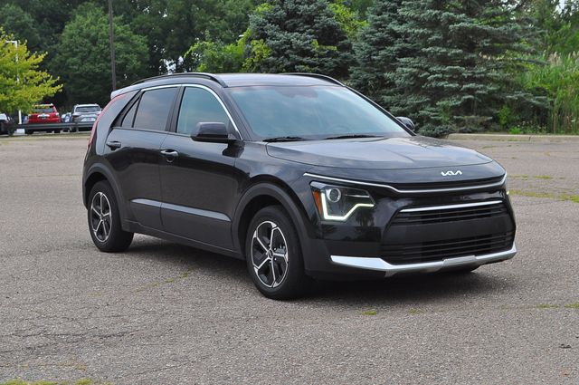 2023 Kia Niro LX FWD