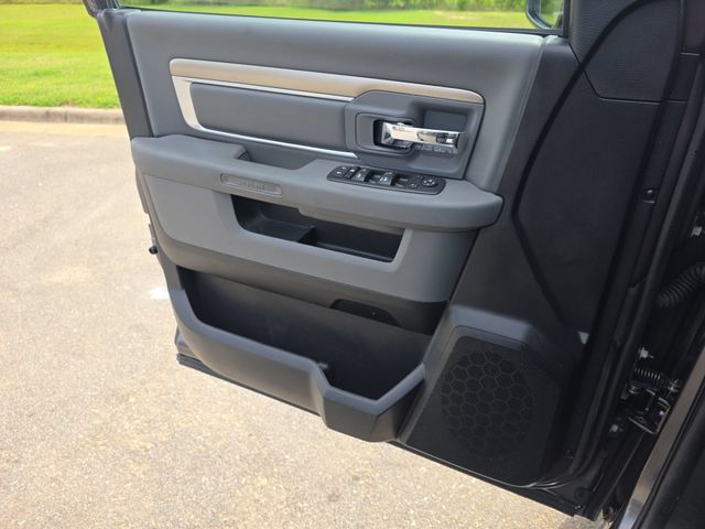 Used 2016 Granite Crystal Clearcoat Metallic Ram SLT image 27