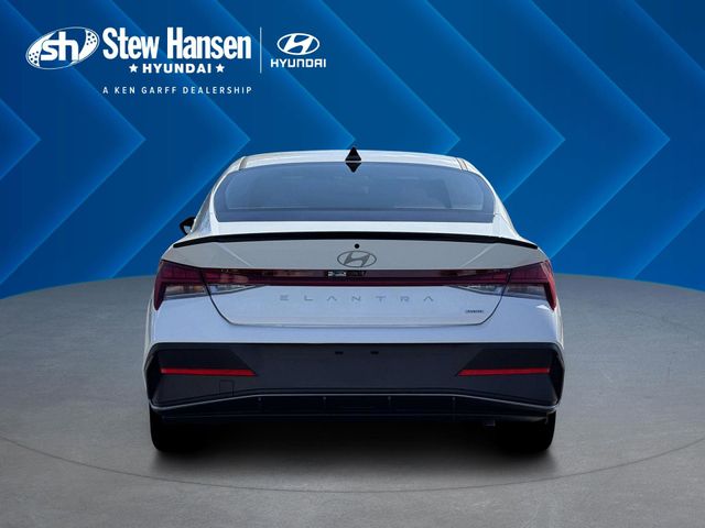 New 2026 White Hyundai SEL Sport image 6