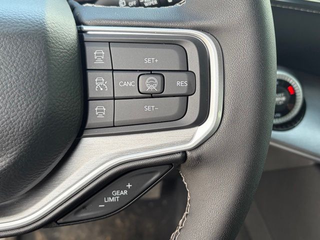 new 2026 Jeep Grand Wagoneer car, priced at $70,539