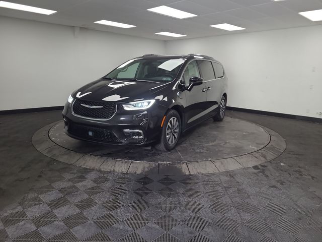 2021 – Chrysler – Pacifica Hybrid