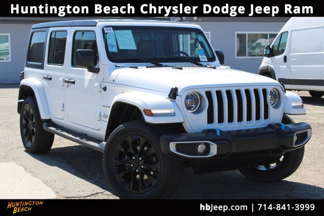 Bright White Clearcoat 2023 Jeep Wrangler 4xe Sahara 4WD SUV / Crossover Four-Wheel Drive 8-Speed Automatic