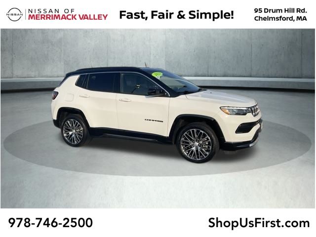 Bright White Clearcoat 2023 Jeep Compass SUV / Crossover Four-Wheel Drive 8-Speed Automatic