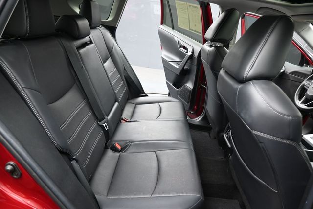 Used 2020 Toyota RAV4 SUV
