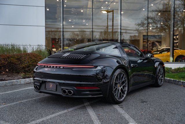 2021 911 Targa 4S picture #9