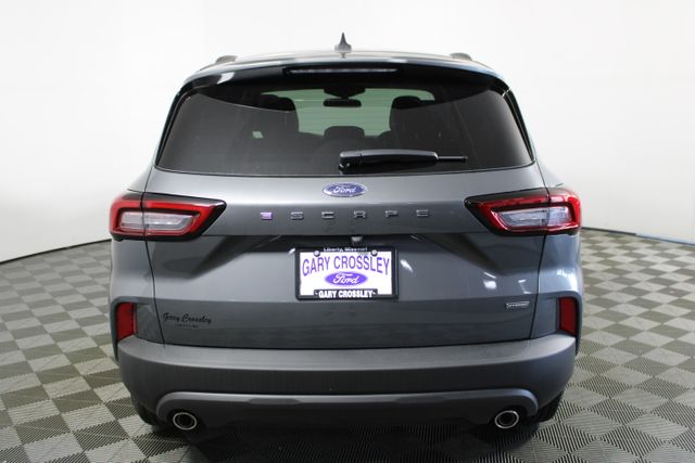 2025 Ford Escape ST-Line photo 3