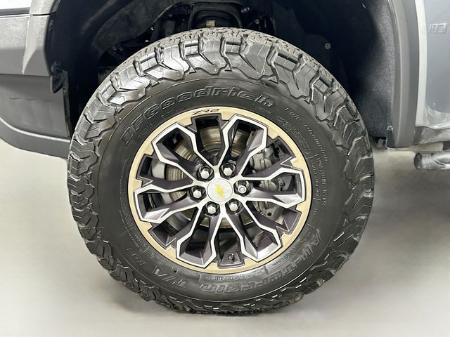 Thumbnail: 2018 Chevrolet Colorado - 29