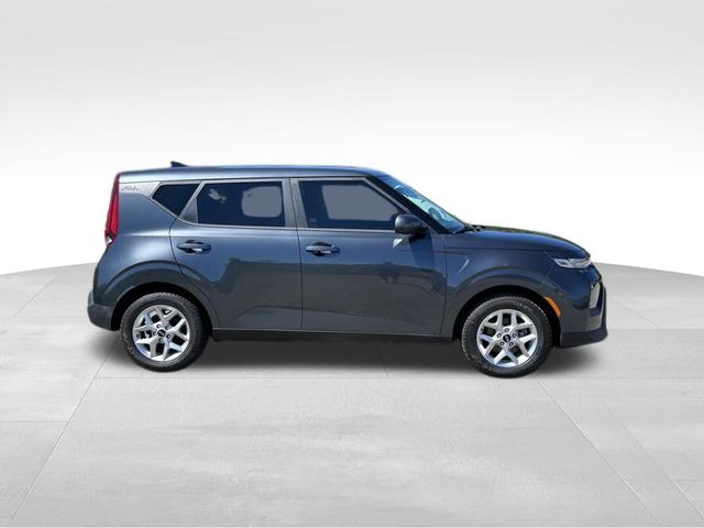 2020 Kia Soul S 24