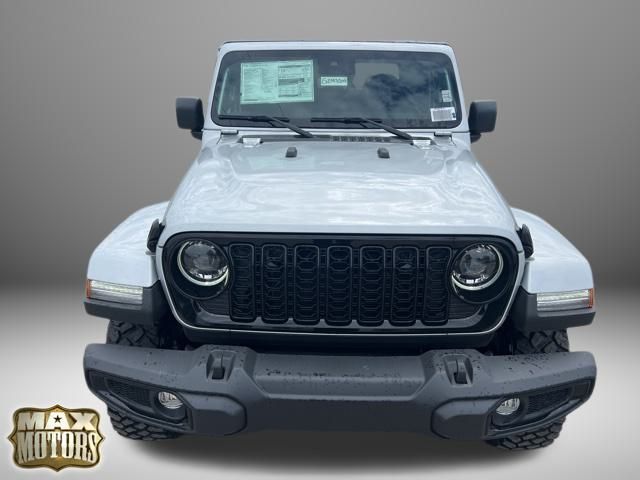 2024 Jeep Gladiator  2