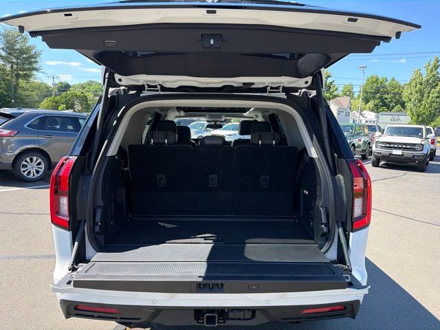 2025 Ford Expedition Active Oxford White - Grieco Acura - Image 29
