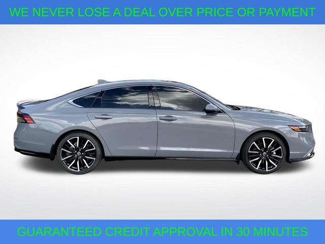 2023 Honda Accord Hybrid Touring 11