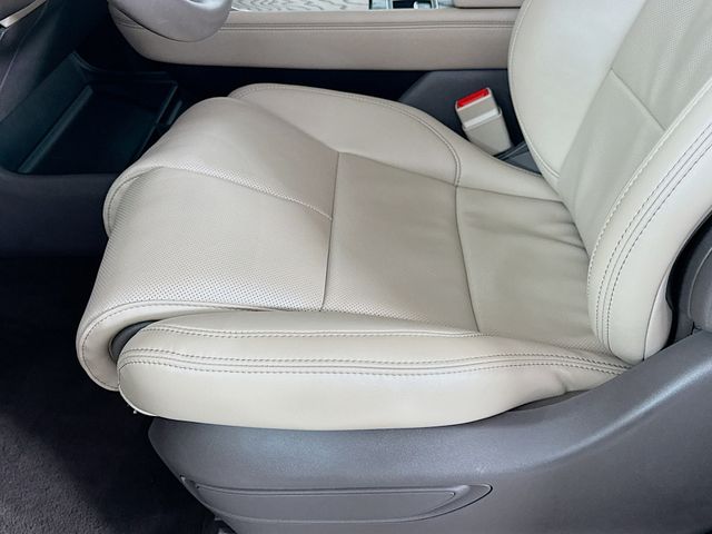 2024 Ceramic Pearl Metallic Tri-Coat Lincoln Navigator Premiere 4X4 SUV