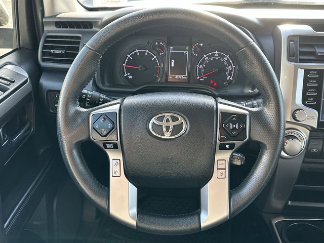 2023 Toyota 4Runner SR5 8