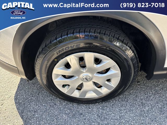 Used 2019 Silver Nissan S image 13
