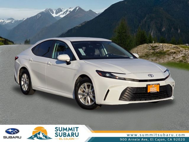 White (Wind Chill Pearl) 2025 Toyota Camry LE FWD Sedan Front-Wheel Drive Continuously Variable Transmission