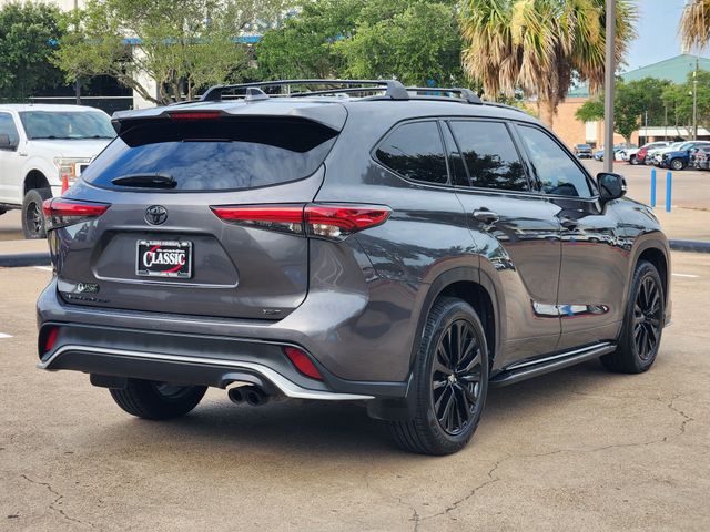 2023 Toyota Highlander XSE Gray at Bayway Cadillac Southwest