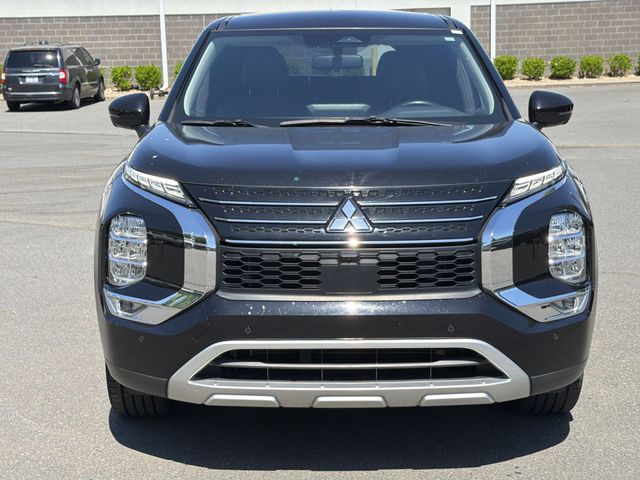Used 2024 Black Mitsubishi  image 15