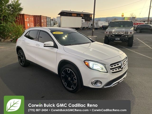 2019 Mercedes-Benz GLA GLA 250 32