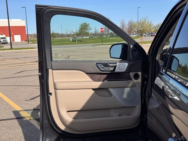 2022 Lincoln Navigator Reserve L