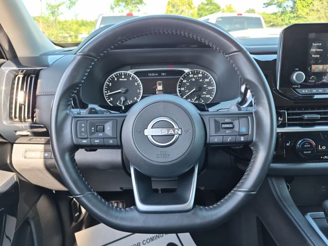 Used 2025 Super Black Nissan SV image 31