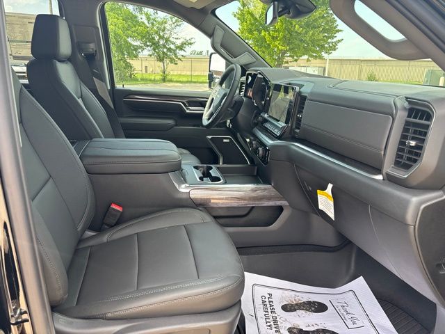 2026 Chevrolet Silverado 2500 HD LTZ - Photo 27