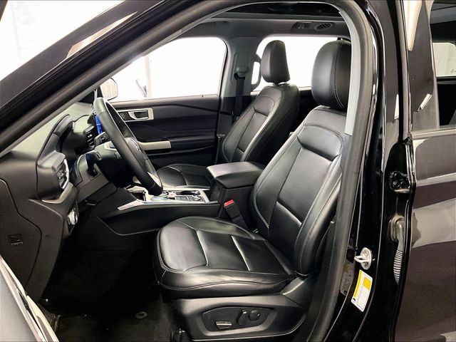 2023 Ford Explorer XLT Black at Grove City Ford