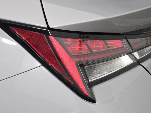 2022 Hyundai Elantra N Base photo 12