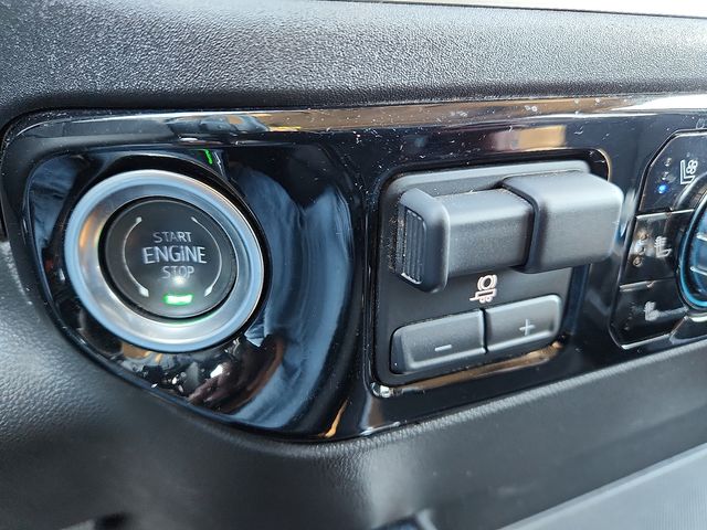 Used Car 2025 Gmc Sierra 1500  Slt For Sale Under $50,000 In Plainview, Texas