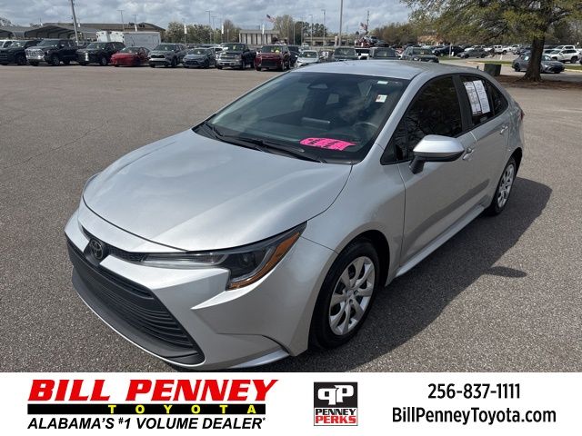 2025 Toyota Corolla LE FWD
