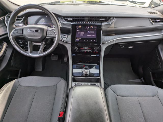 2024 Jeep Grand Cherokee L Laredo 4x4