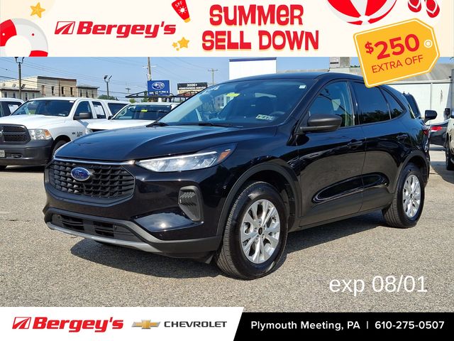 Black Metallic 2025 Ford Escape SUV / Crossover All-Wheel Drive 8-Speed Automatic
