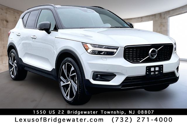 2020 Volvo XC40 T5 R-Design AWD