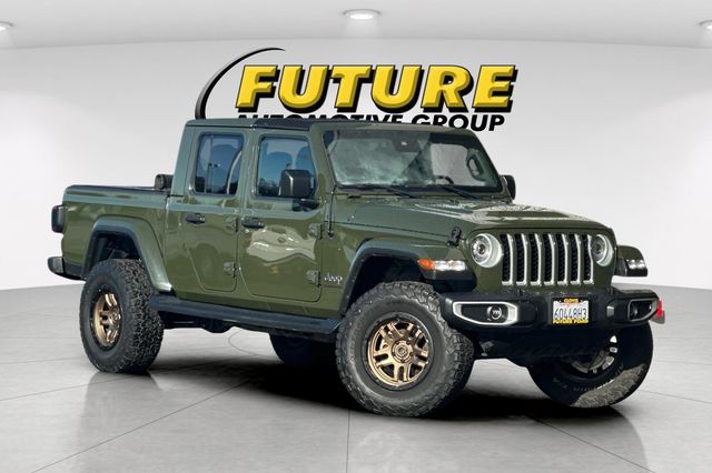 2021 Jeep Gladiator Overland Crew Cab 4WD