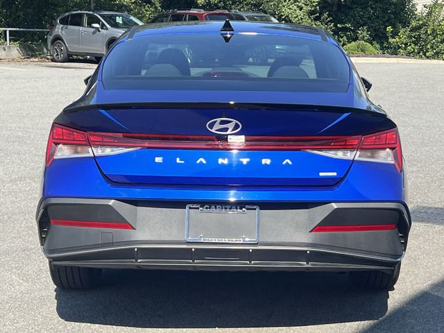 Used 2025 Blue Hyundai SEL Sport image 12