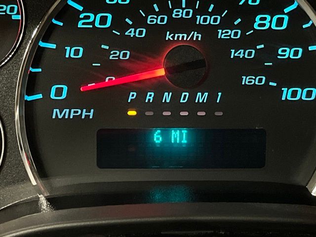 New 2026 Summit White Chevrolet Work Van image 8