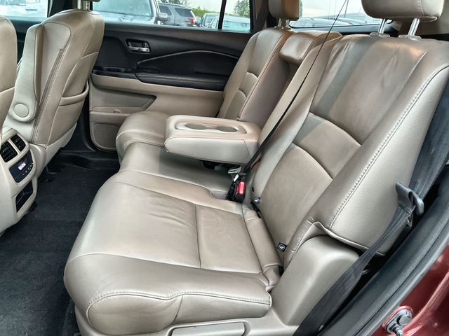 Used 2018  Honda EX-L image 26